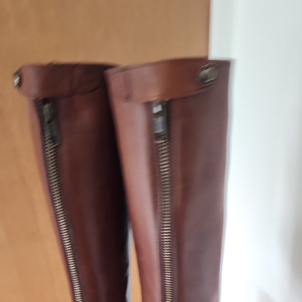 Brown Leather Riding Boots - Picture 5 of 8